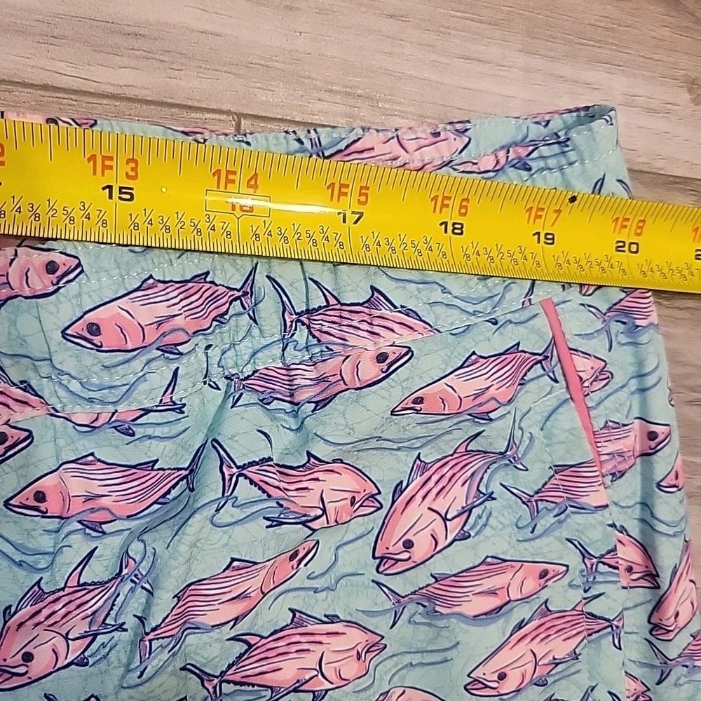 Vineyard Vines Swim Trunks Mens XL Blue Pink Crappy Fish AOP Beach Poolside - Picture 7 of 10